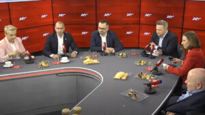 Burzliwa debata w studio. "Proszę o zachowanie spokoju"