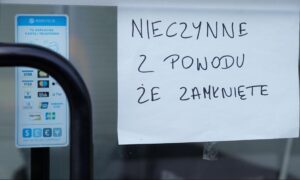 Polski pionier wegańskiej kuchni zamyka swoją ostatnią restaurację. Wysokie koszty zadecydowały o losie Krowarzywy.
