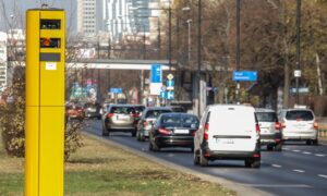 Fotoradary wymagają modyfikacji. Musisz wskazać sprawcę naruszenia, inaczej możesz pożegnać się z dowodem rejestracyjnym.