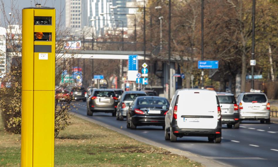 Fotoradary wymagają modyfikacji. Musisz wskazać sprawcę naruszenia, inaczej możesz pożegnać się z dowodem rejestracyjnym.