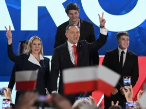 Poseł PiS ostro o wynikach exit poll: „Rząd Tuska musi upaść. Taki jest cel”