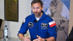 Start Polaka w kosmos przełożony. Sławosz Uznański-Wiśniewski na razie poczeka na swoją misję
