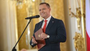 Karol Nawrocki a wpływy Jarosława Kaczyńskiego – co sądzą o tym Polacy? [SONDAŻ]