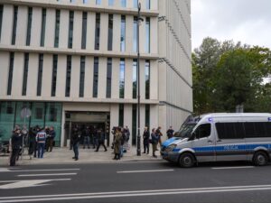 Zbigniew Ziobro wstrzymany na lotnisku. „Działania poza prawem”
