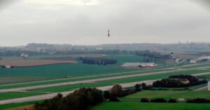 Studenci tworzą własną wersję rakiety "Falcon 9", która ląduje w sposób podobny do rakiet SpaceX