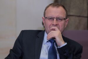 Tusk przekonany o zwycięstwie. Profesor Dudek stawia wyzwanie premierowi: Mam propozycję zakładu