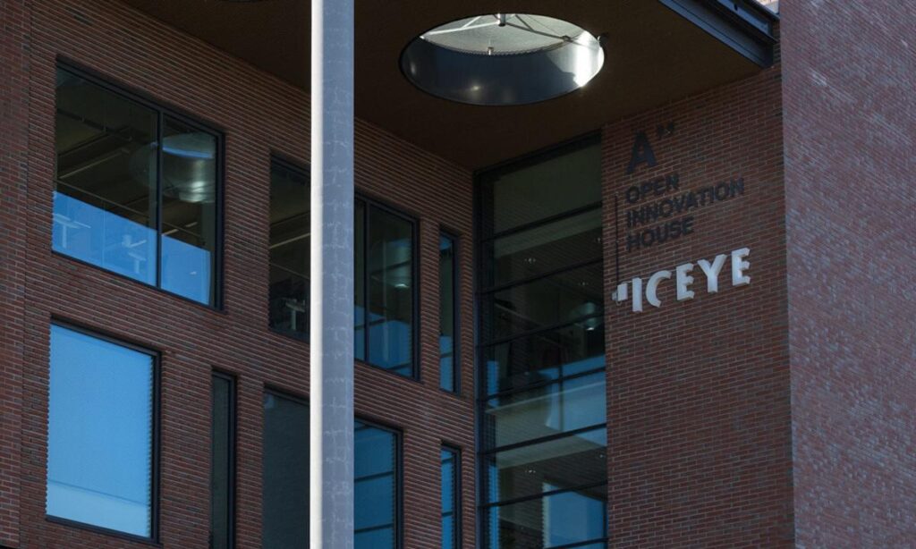 BGK obserwuje Iceye. Vinci Fund inwestuje 40 mln zł w firmę z branży kosmicznej