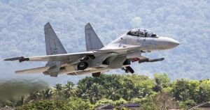 Po raz pierwszy samolot USA zatankował rosyjskie myśliwce w powietrzu