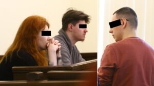 Został uwikłany w intrygę uknutą przez wnuczkę, jej męża oraz kochanka. Angelika podczas procesu nie kryła swoich emocji