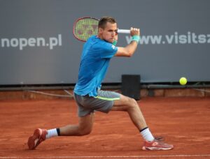 Spotkanie Daniela Michalskiego zakończyło się po zaledwie dziewięciu gemach