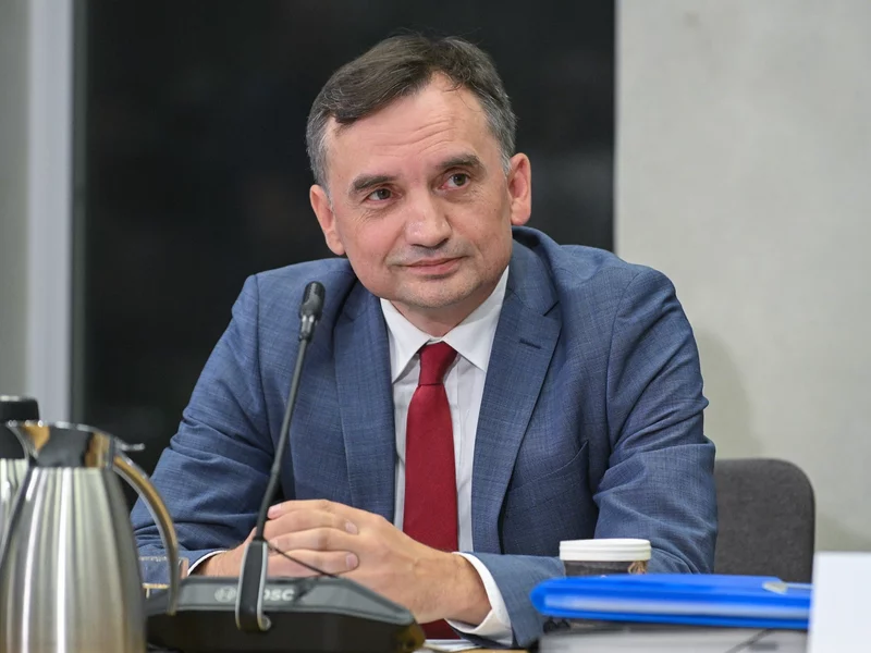 Piotrowski: Chcą zobaczyć Ziobrę w więzieniu, choćby na chwilę