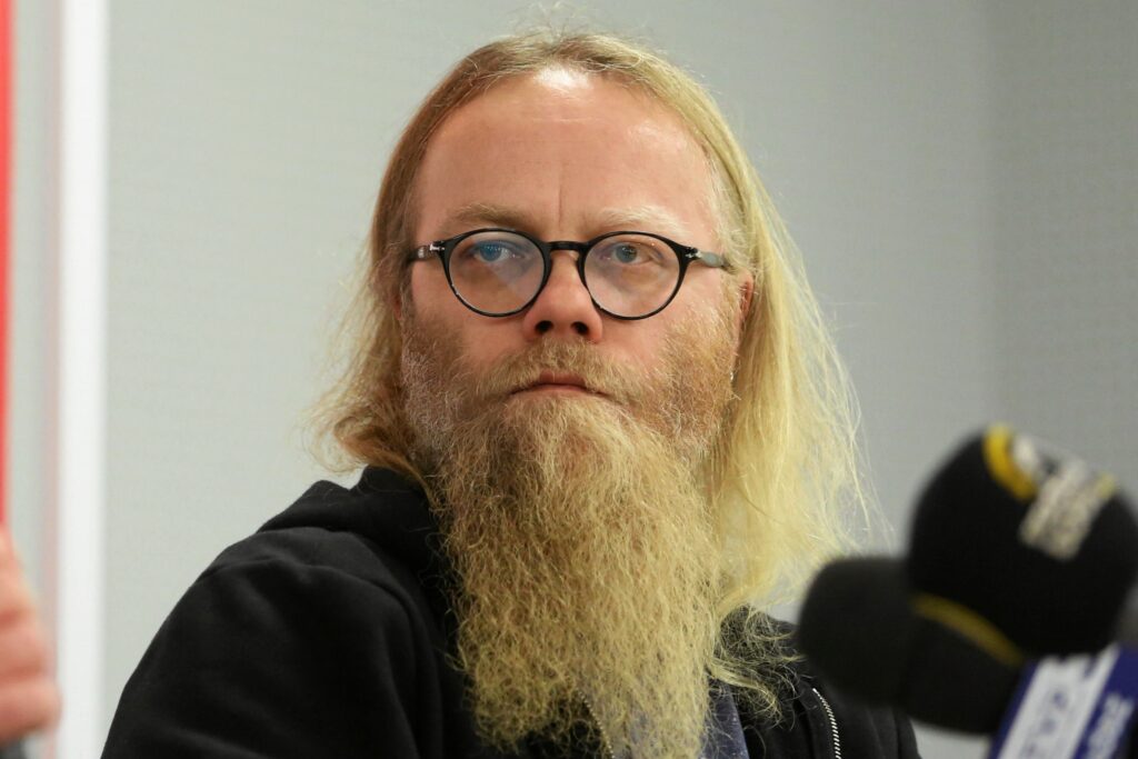 Kulisy afery przewyższającej Amber Gold: miliardowe straty wciąż nieujawnione