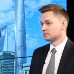 Złoty wciąż ostrożny