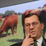 Gnojowica wylana przed domem ministra i groźby pod jego adresem. 35-latkowi grozi areszt